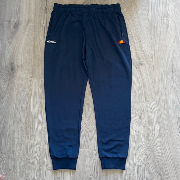 Ellesse Bertoni Joggers - Picture 1 of 6